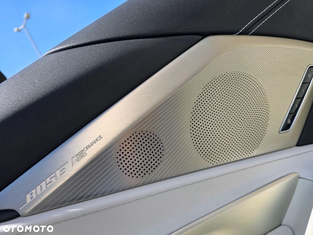 Chevrolet Corvette - 20