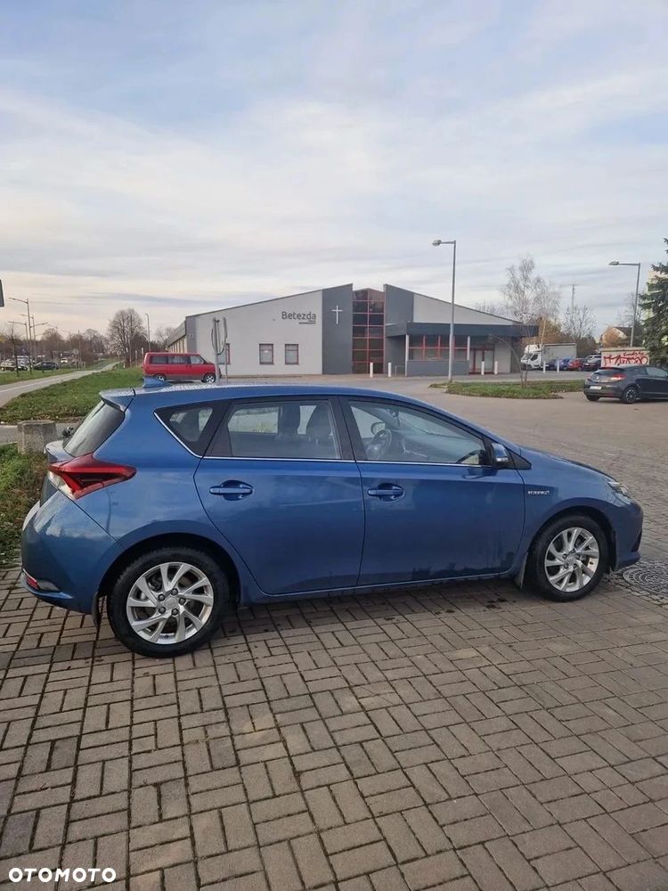 Toyota Auris Hybrid 135 Premium - 1