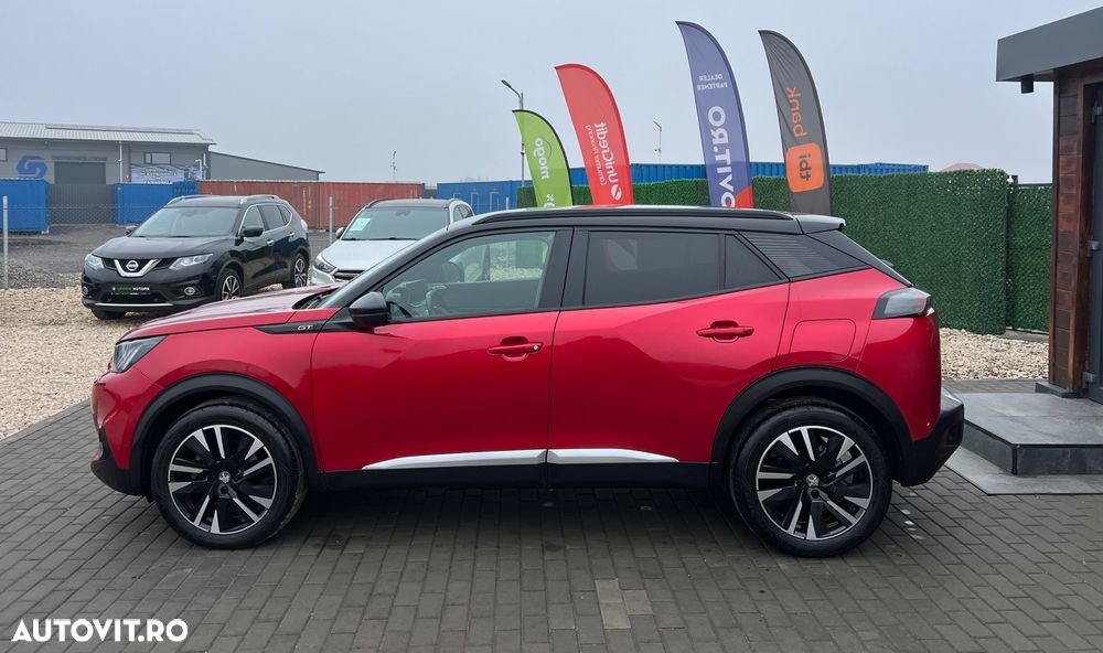 Peugeot 2008 PureTech 155 EAT8 GT Pack - 11