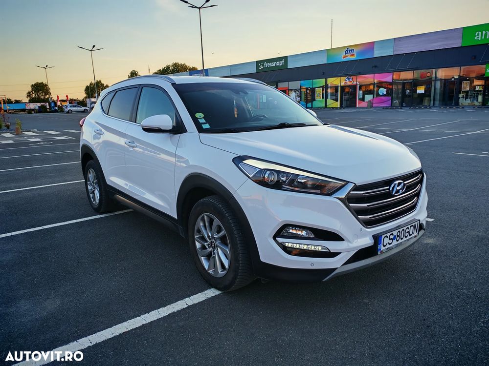Hyundai Tucson - 2