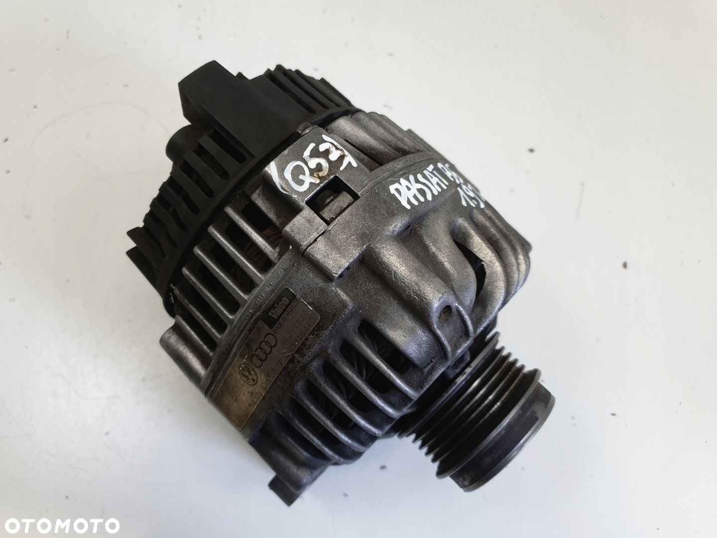 VW Passat B5 Audi A4 B5 A6 C5 1.9 TDI ALTERNATOR Valeo 028903027T 90A - 1