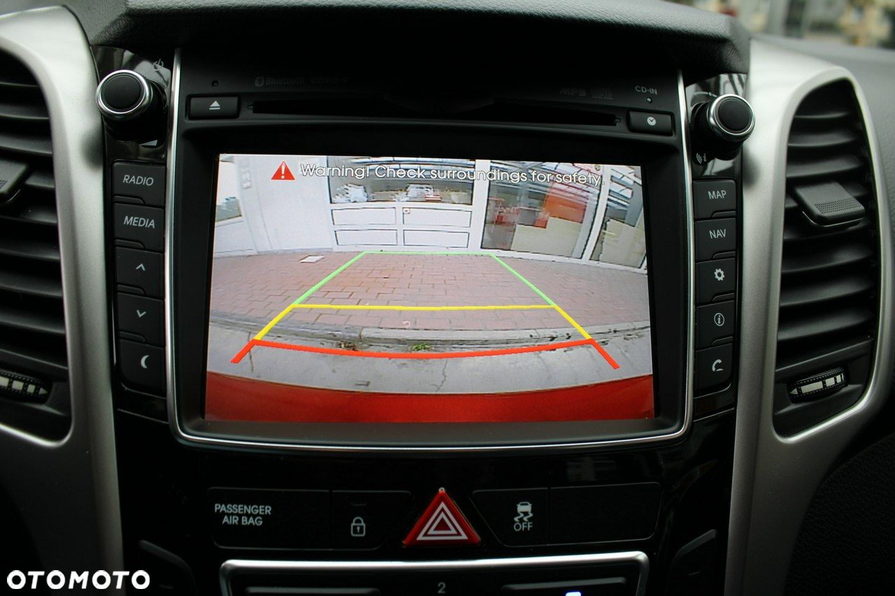 Hyundai i30 - 16