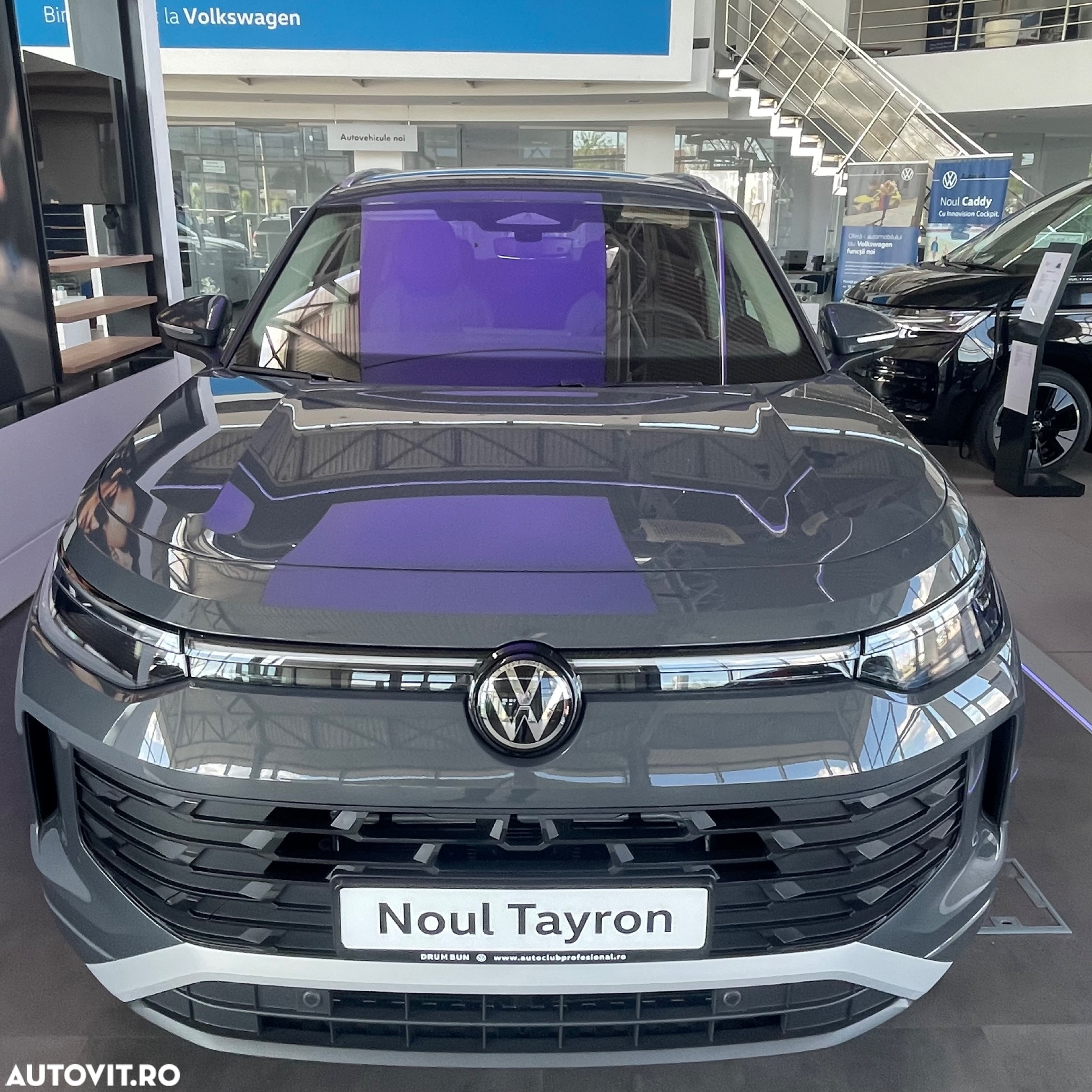 Volkswagen Tayron 1.5 TSI DSG PHEV Life - 4