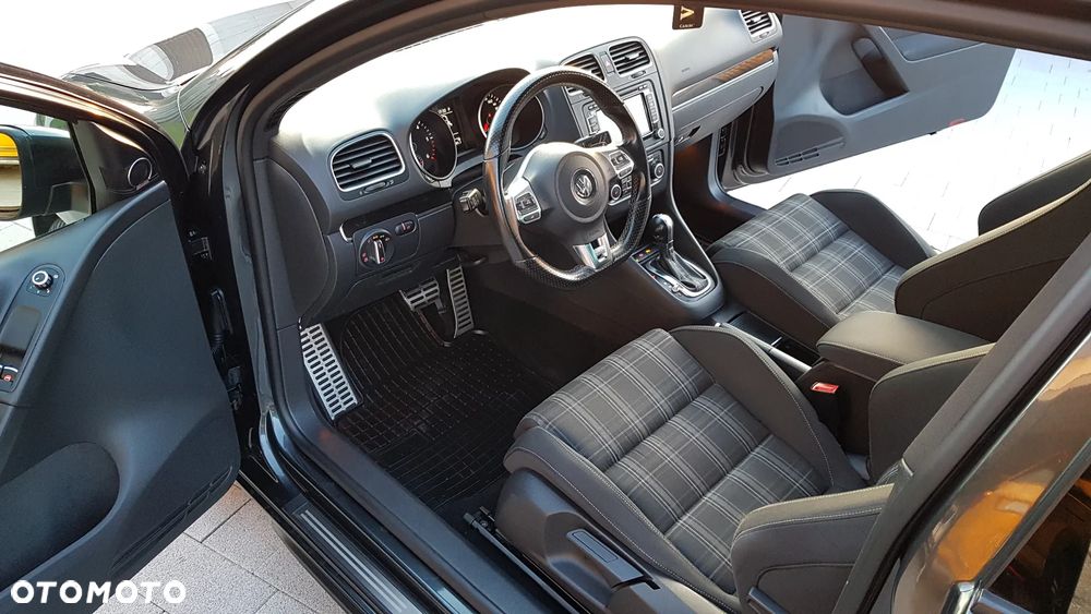 Volkswagen Golf VI 2.0 TDI GTD DSG - 6