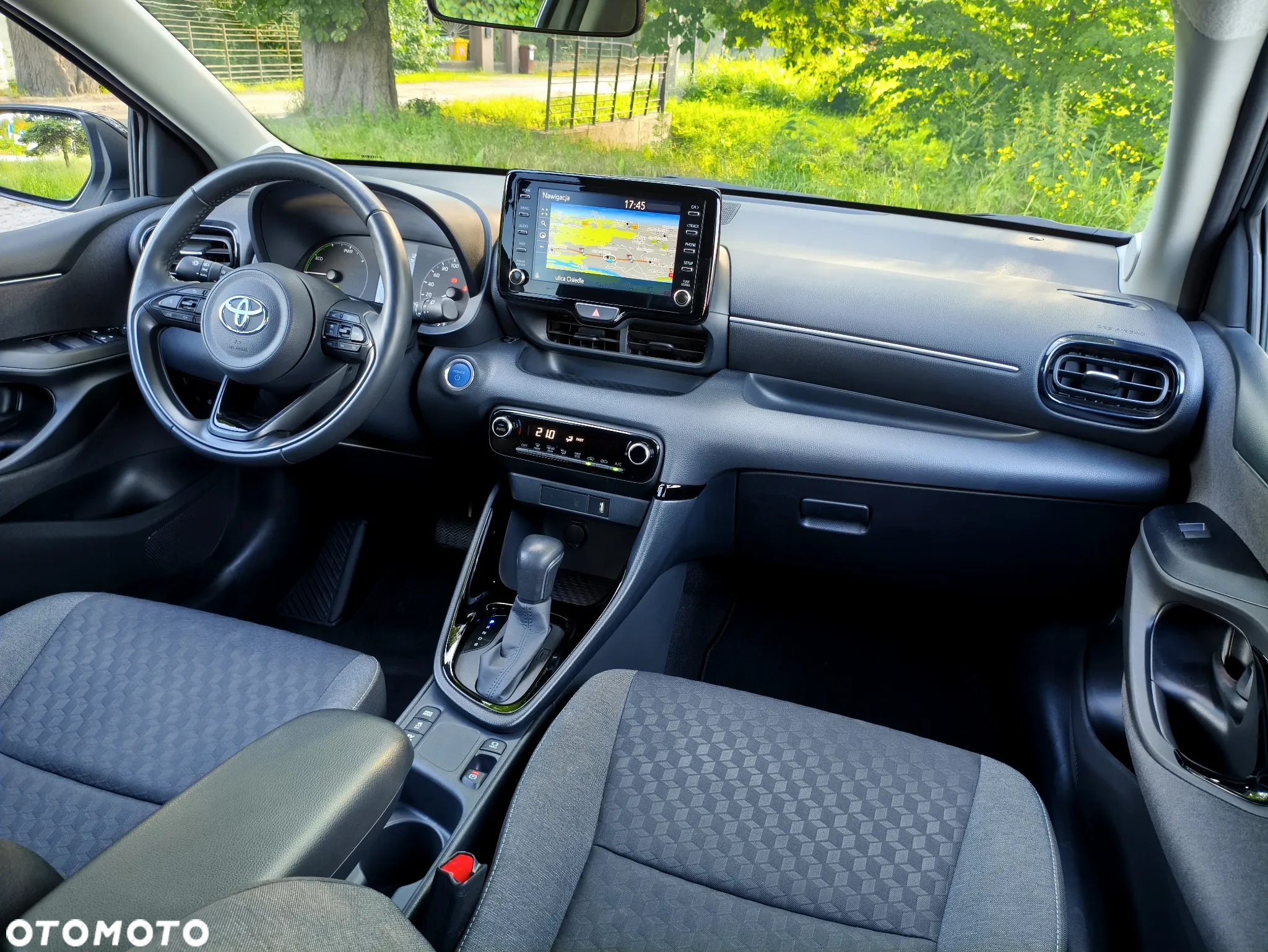 Toyota Yaris Hybrid 1.5 Selection Style - 5
