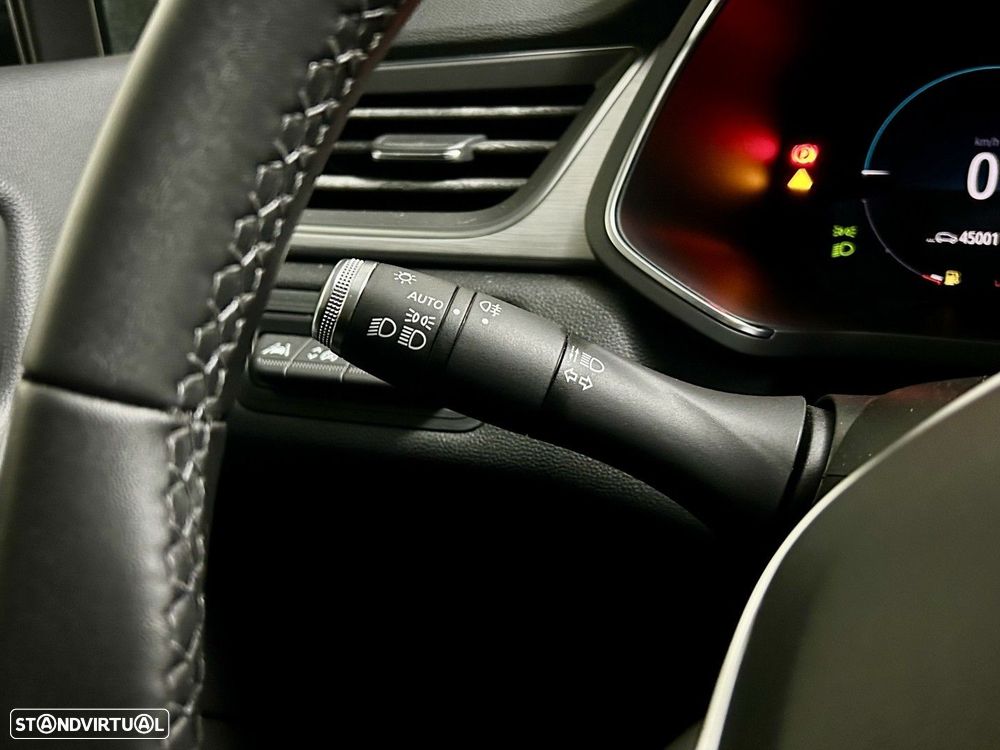 Renault Captur E-TECH 160 INTENS - 13