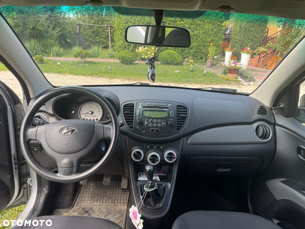Hyundai i10 1.1 Base - 6