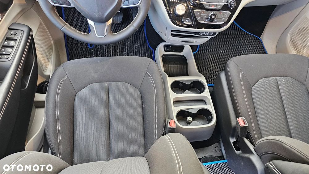 Chrysler Pacifica - 34