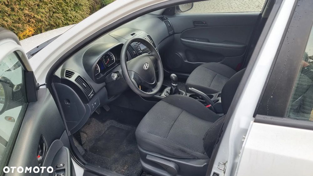 Hyundai i30 i30cw 1.4 Comfort - 12