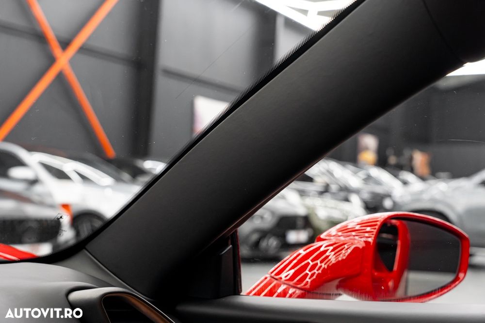 Ferrari 488 GTB - 38