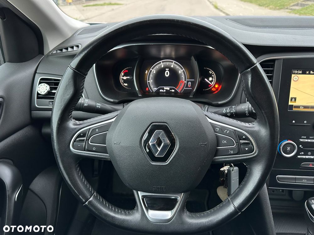Renault Megane ENERGY TCe 100 LIFE - 16