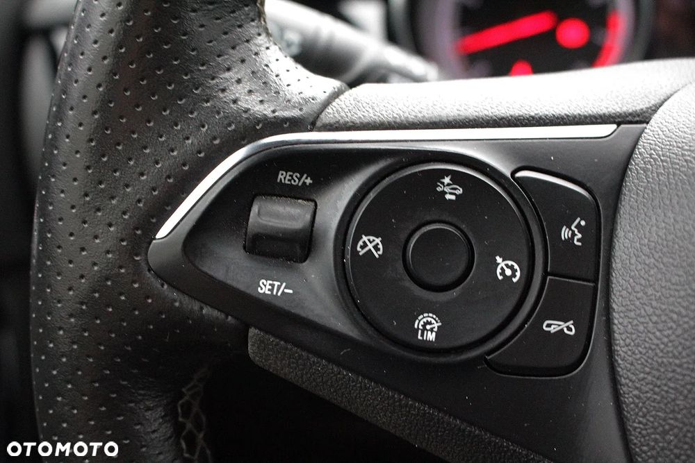 Opel Astra 1.4 Turbo Start/Stop Ultimate - 26