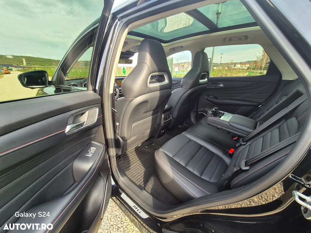 MG EHS ver-1-5t--gdi-phev-luxury - 16
