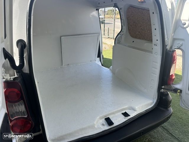 Citroën BERLINGO 3 LUGARES - 12