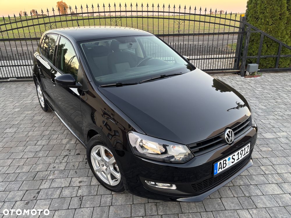 Volkswagen Polo 2011 photo 2