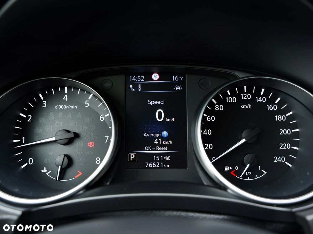 Nissan Qashqai 1.2 DIG-T N-Connecta Xtronic - 33