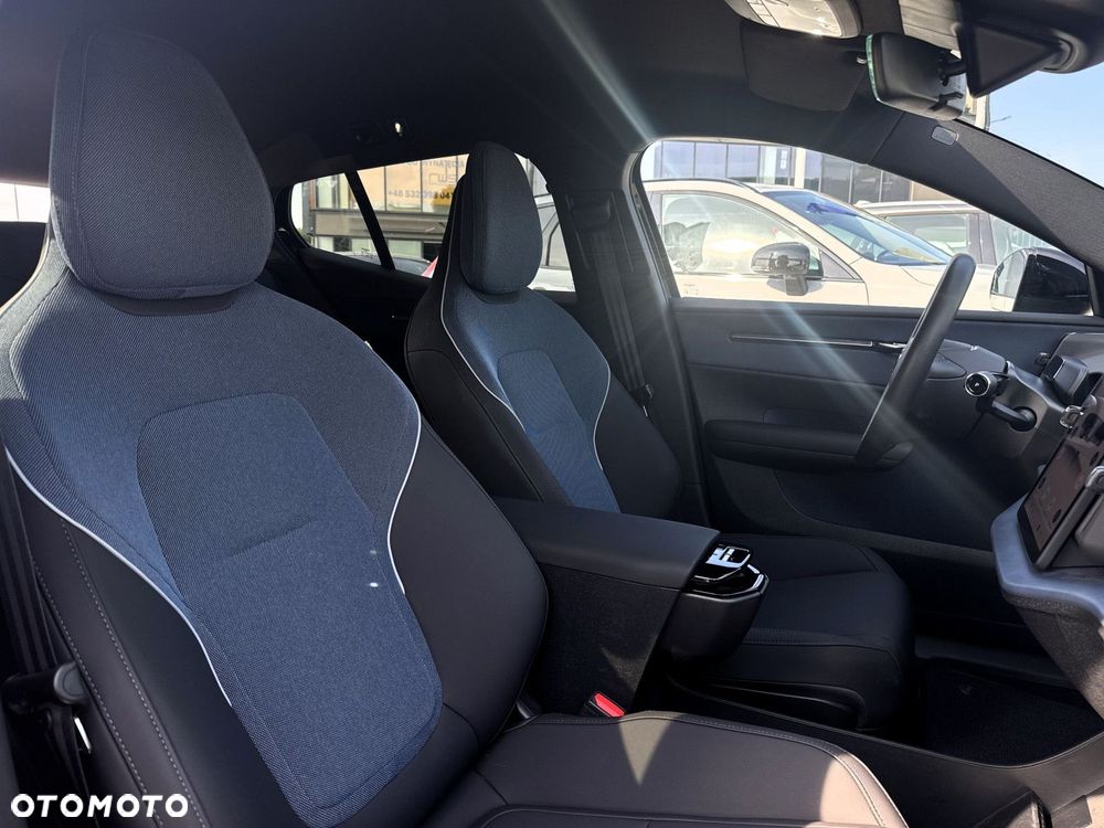 Volvo EX30 - 16