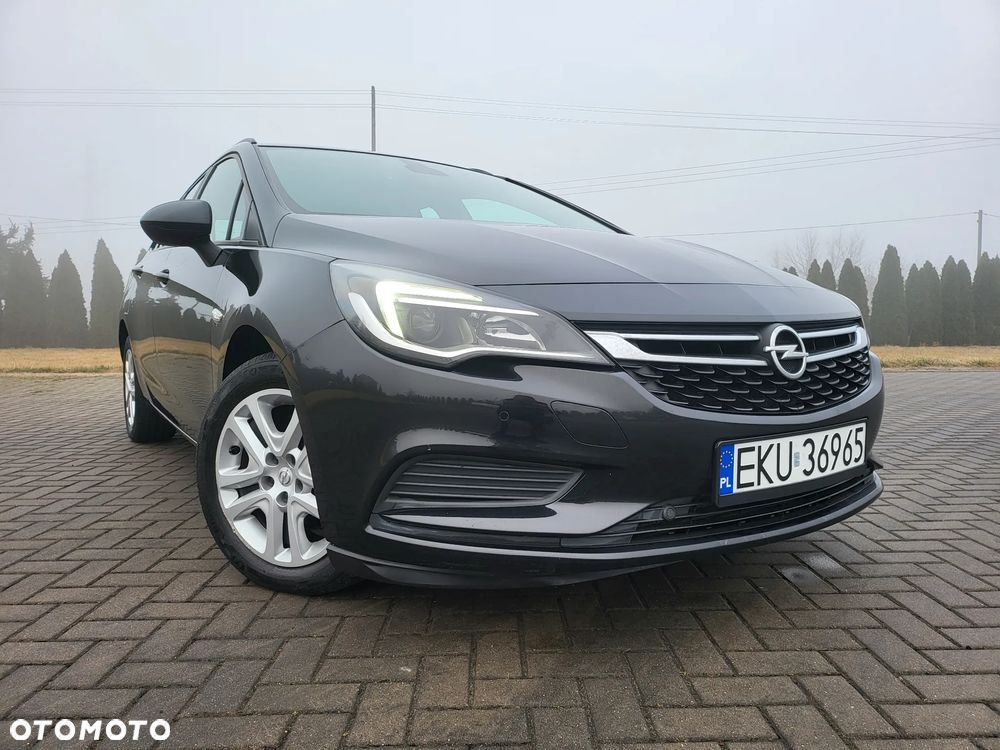 Opel Astra - 32