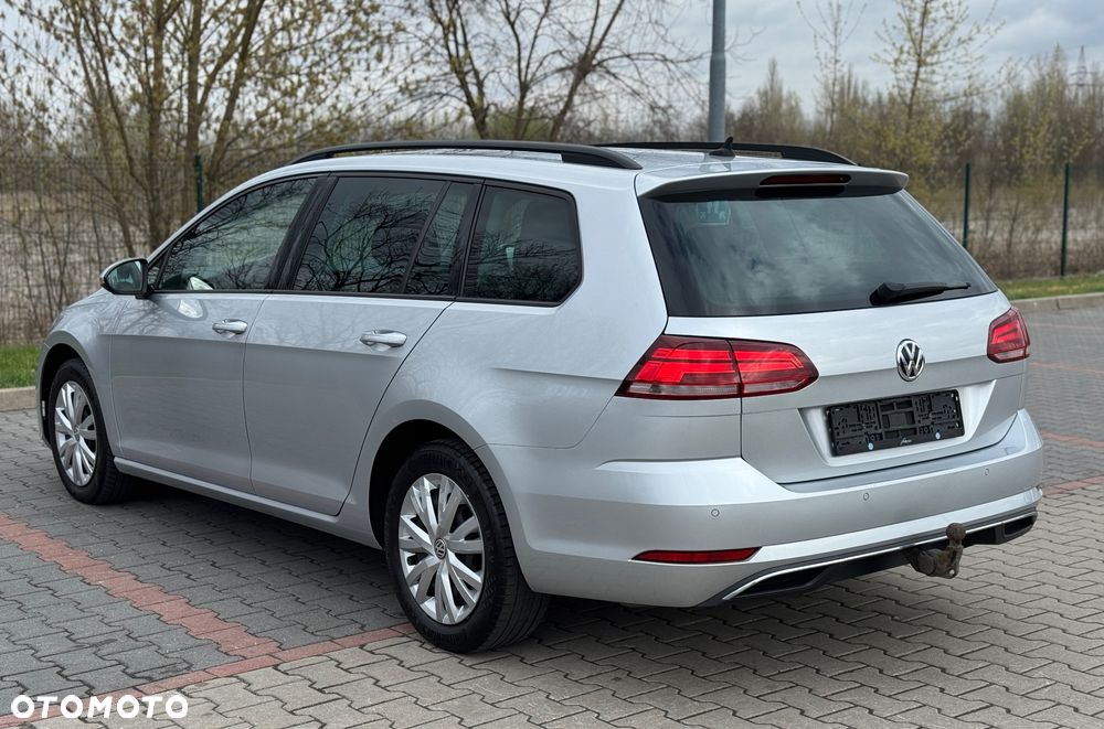 Volkswagen Golf 2.0 TDI SCR DSG Highline - 11