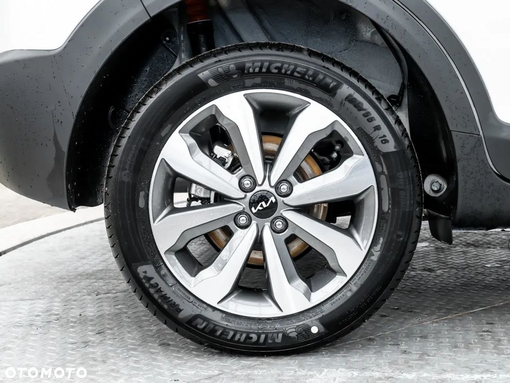 Kia Stonic 1.2 L - 8