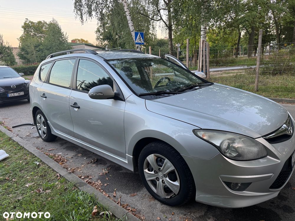 Hyundai I30 2011 photo 2