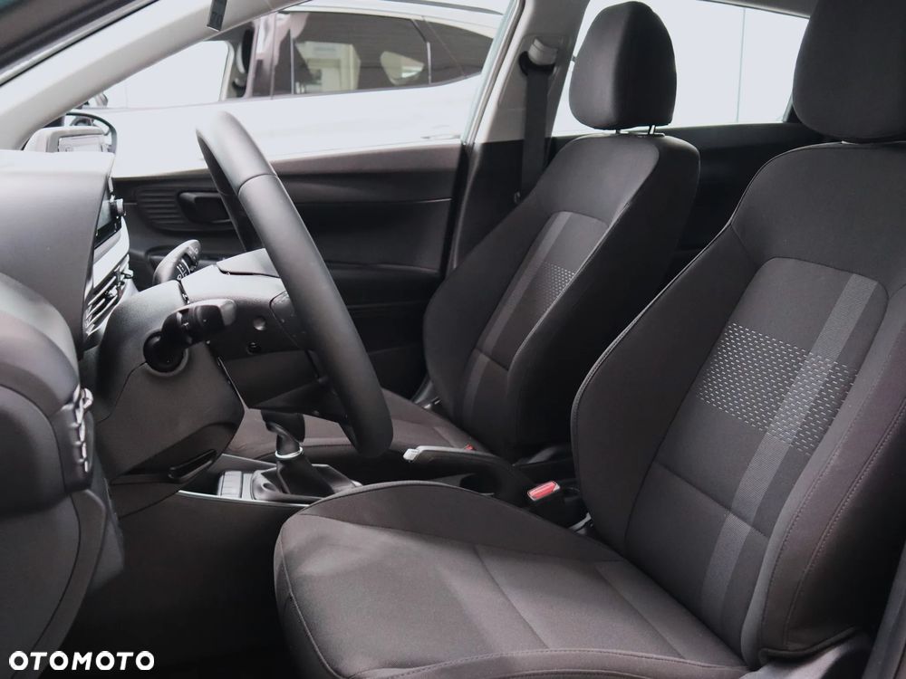 Hyundai i20 1.2 Modern - 11