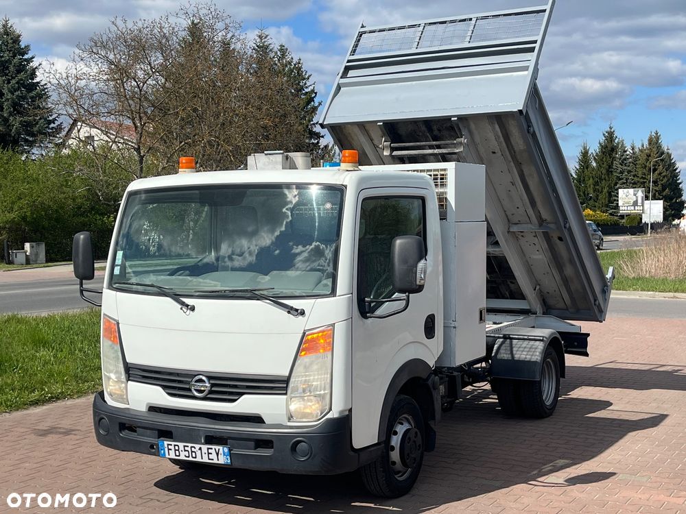 Nissan Cabstar - 2