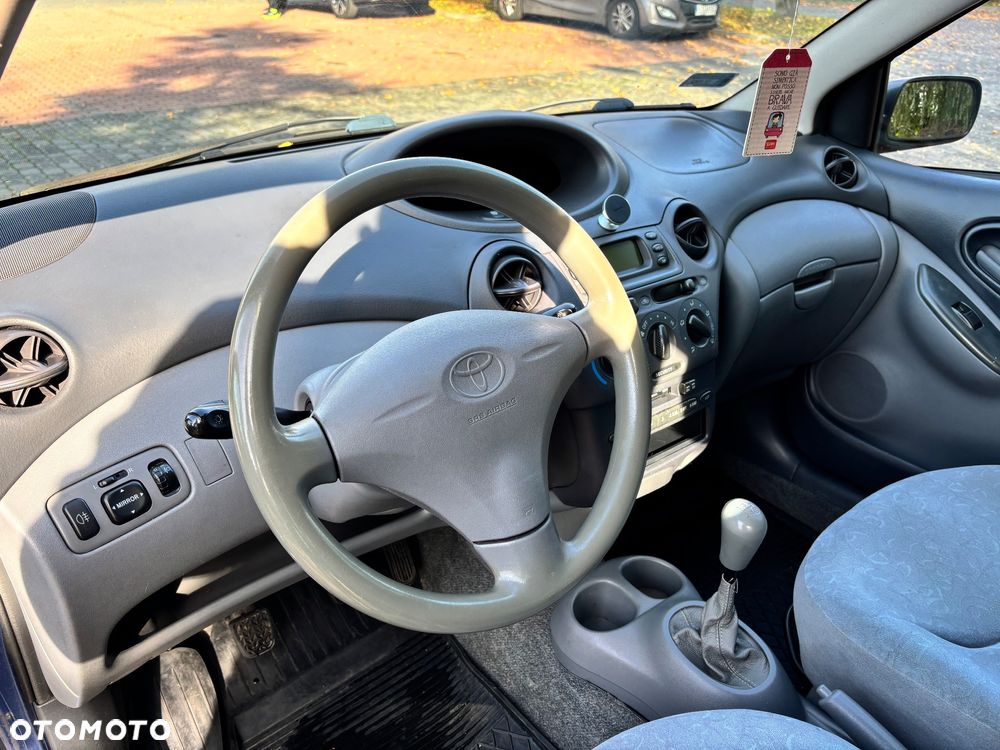 Toyota Yaris 1.0 VVT-i Sol - 8
