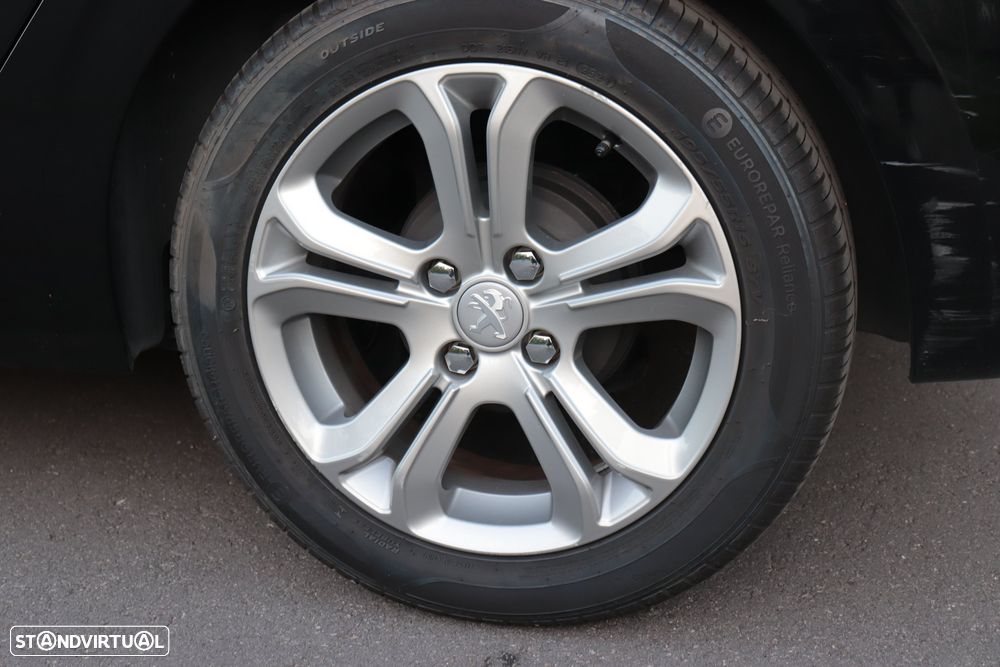 Peugeot 208 1.2 VTi Allure - 16