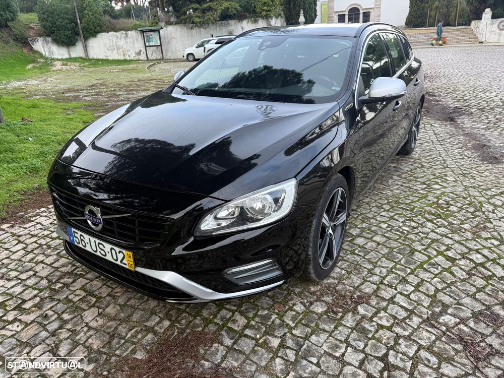 Volvo V60 2.4 D6 R-Design AWD Phev - 1