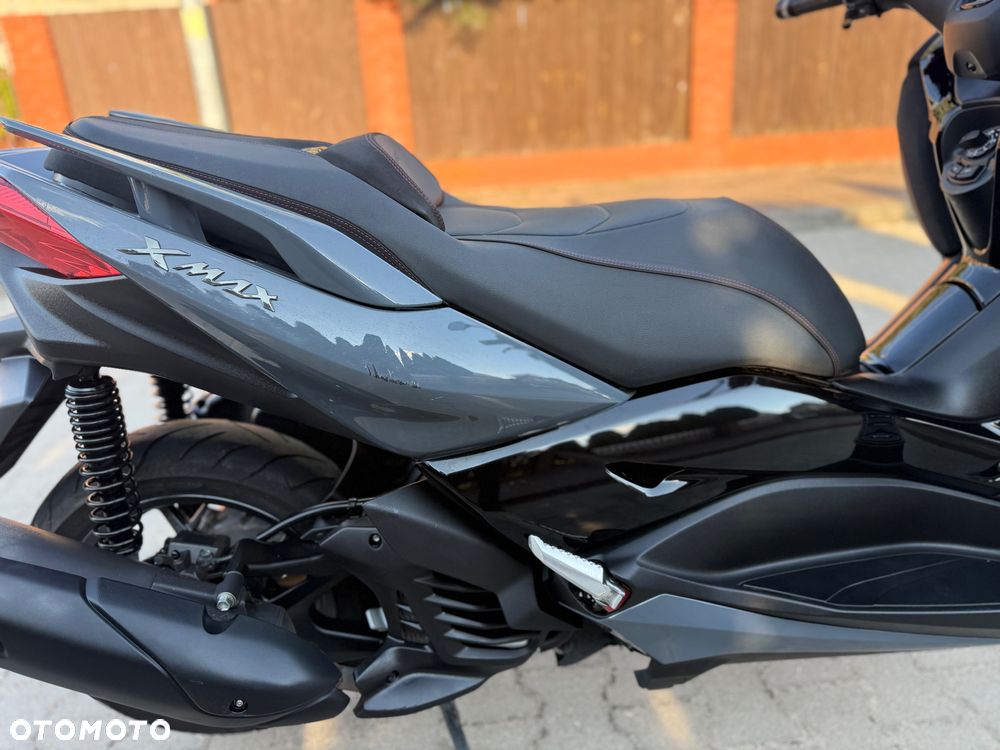 Yamaha X-max - 10