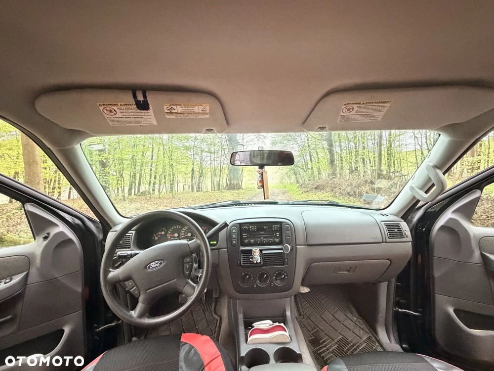Ford Explorer 4.0 AWD - 12