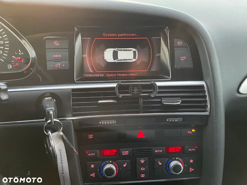 Audi A6 Avant - 17