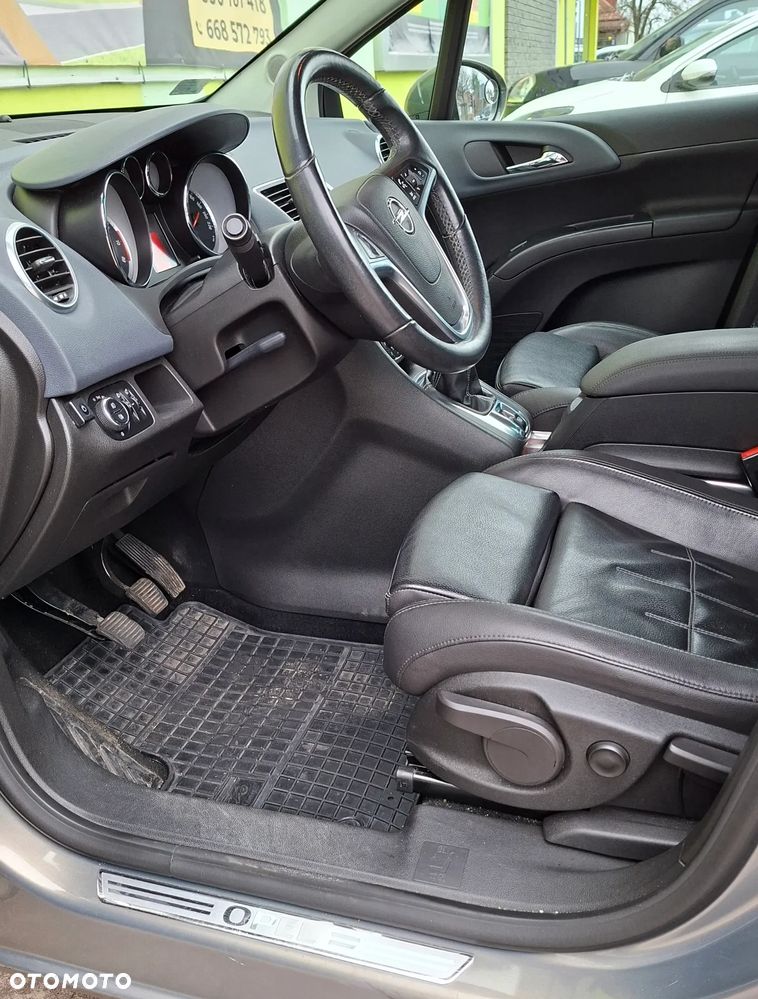 Opel Meriva 1.4 T Cosmo - 14