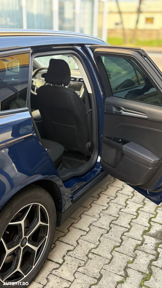 Ford Mondeo 2.0 TDCi Powershift Business - 8