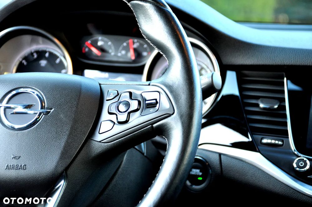 Opel Astra 1.4 Turbo Start/Stop Automatik Business - 32