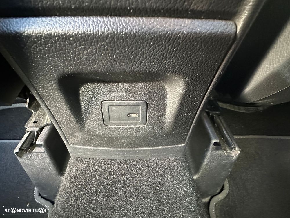 Mercedes-Benz GLA 250 e Style - 13