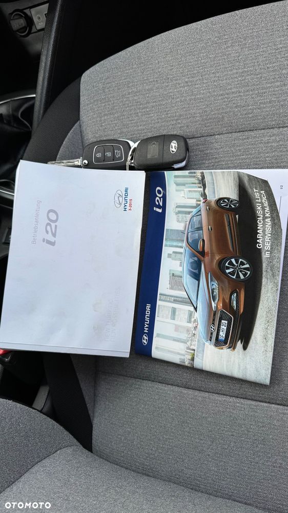 Hyundai i20 blue 1.2 Trend - 28