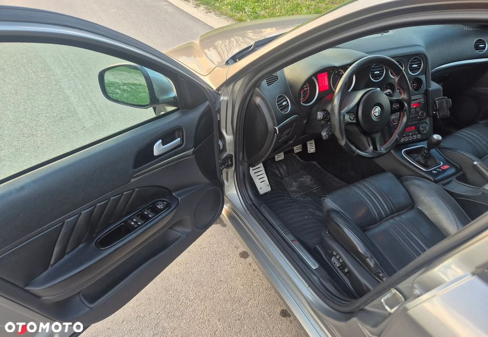 Alfa Romeo 159 2.0 JTDM 16V DPF Turismo - 11