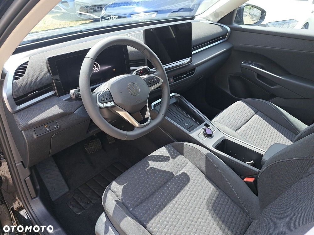 Volkswagen T-Roc - 10
