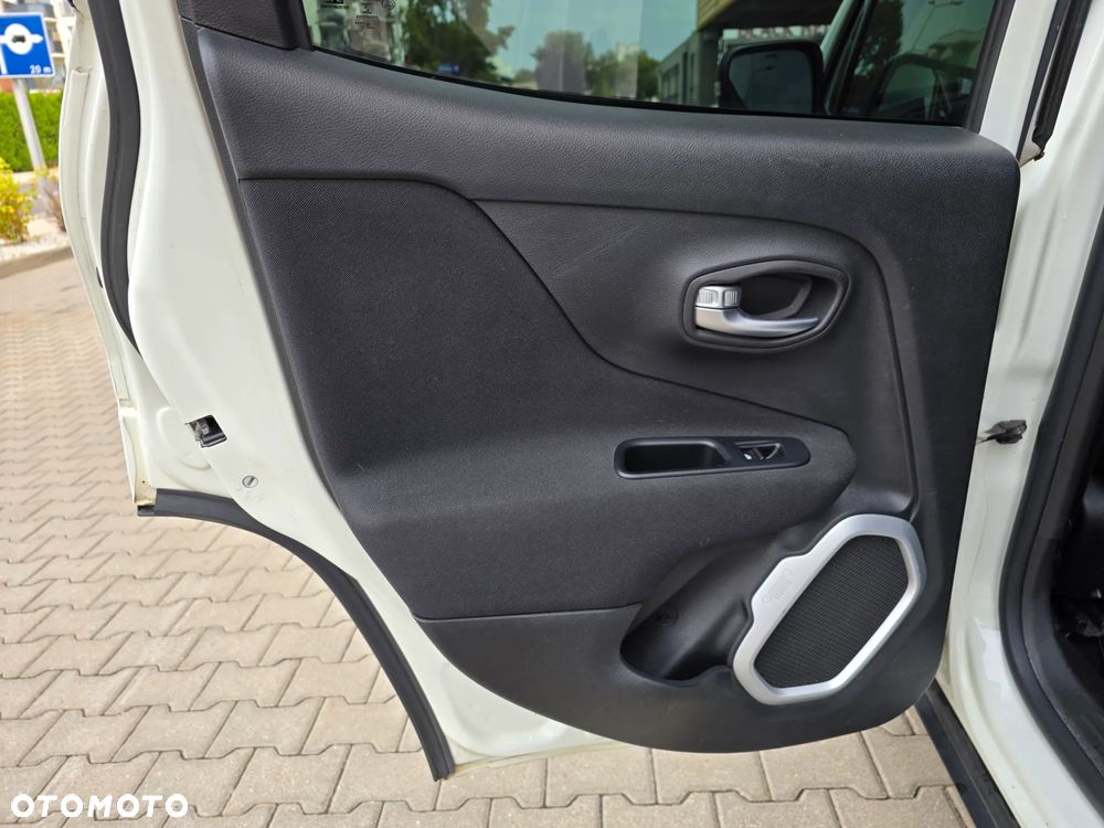 Jeep Renegade 1.6 E-TorQ Sport FWD - 17