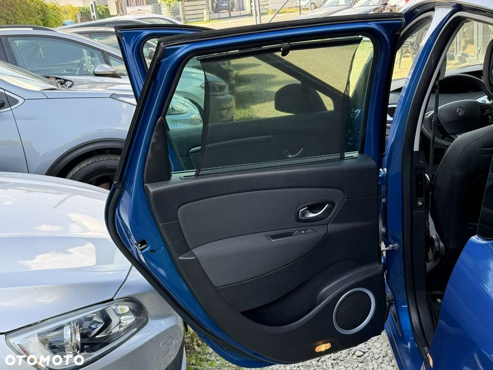 Renault Scenic - 16
