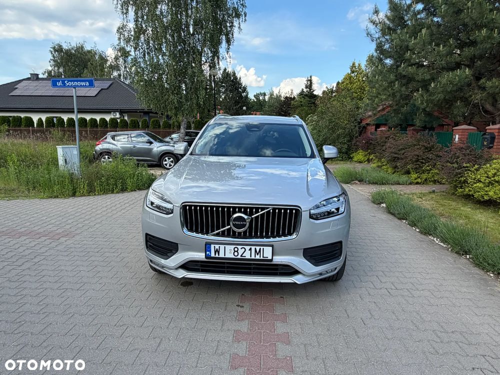 Volvo XC 90 B5 D AWD Momentum - 9