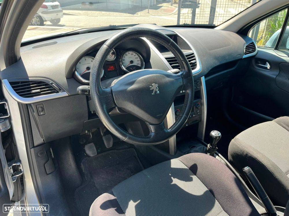 Peugeot 207 1.6 HDi Sport - 21