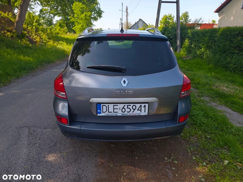 Renault Clio 1.2 16V TCE Luxe - 4