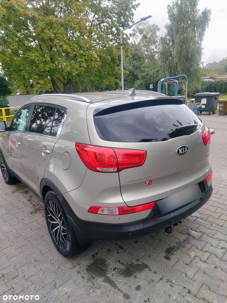 Kia Sportage 2.0 CRDI L AWD - 3