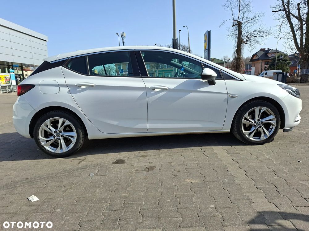 Opel Astra 1.6 CDTI Dynamic S&S - 4