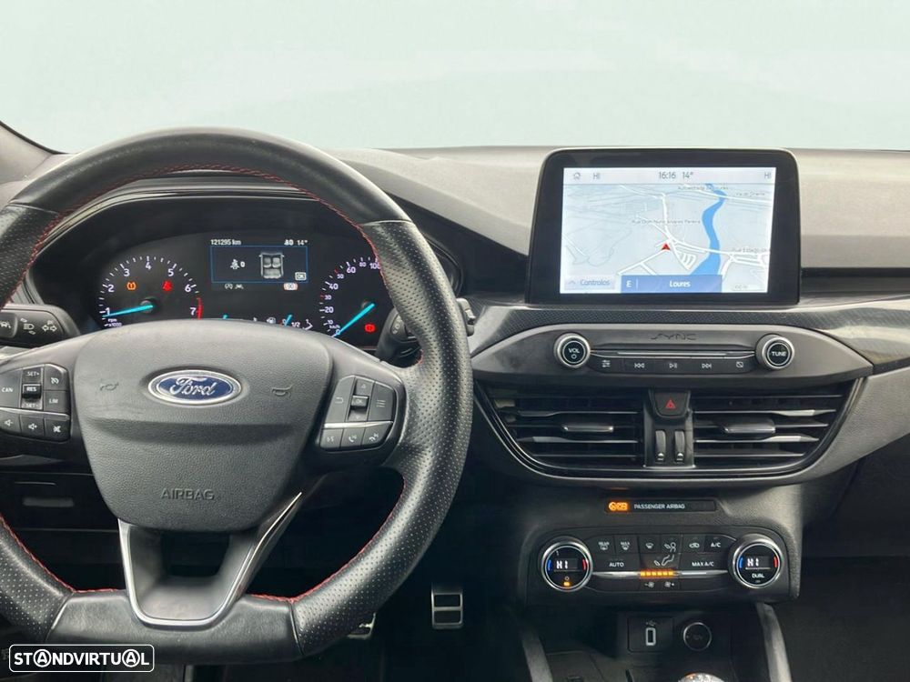 Ford Focus 1.0 EcoBoost MHEV ST-Line - 10