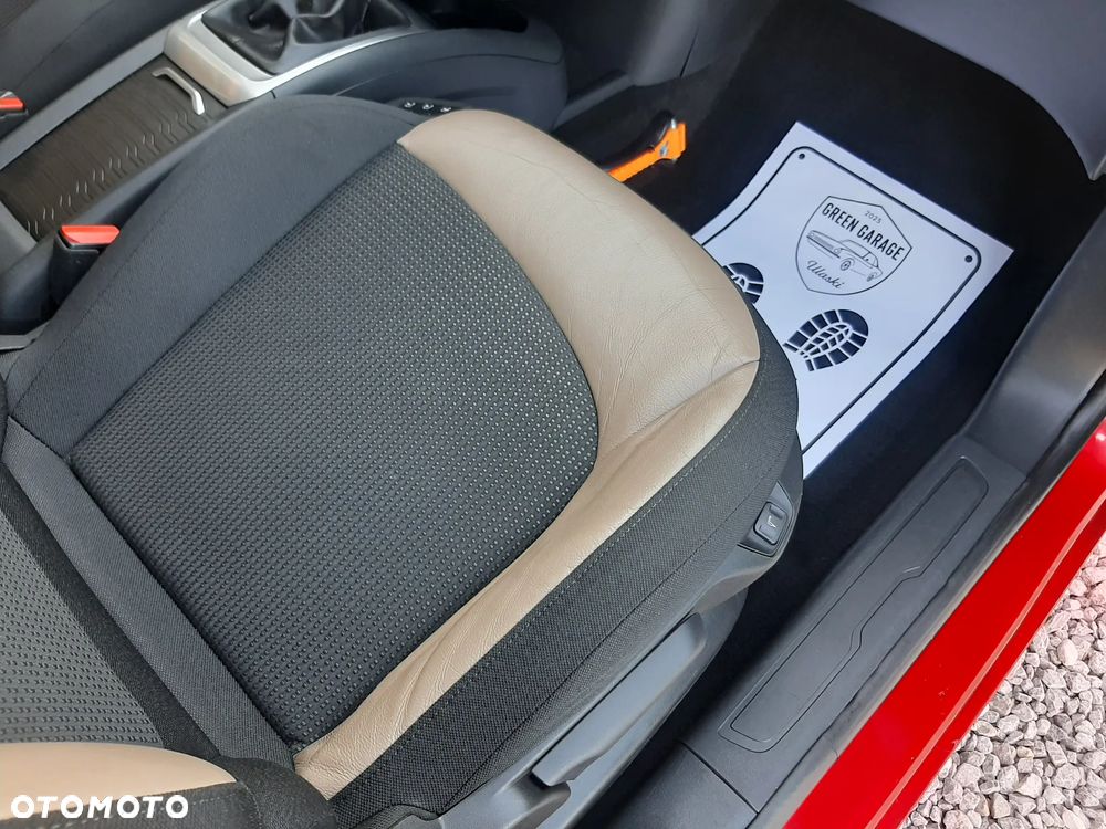 Citroën C4 Grand Picasso BlueHDi 120 Exclusive - 28