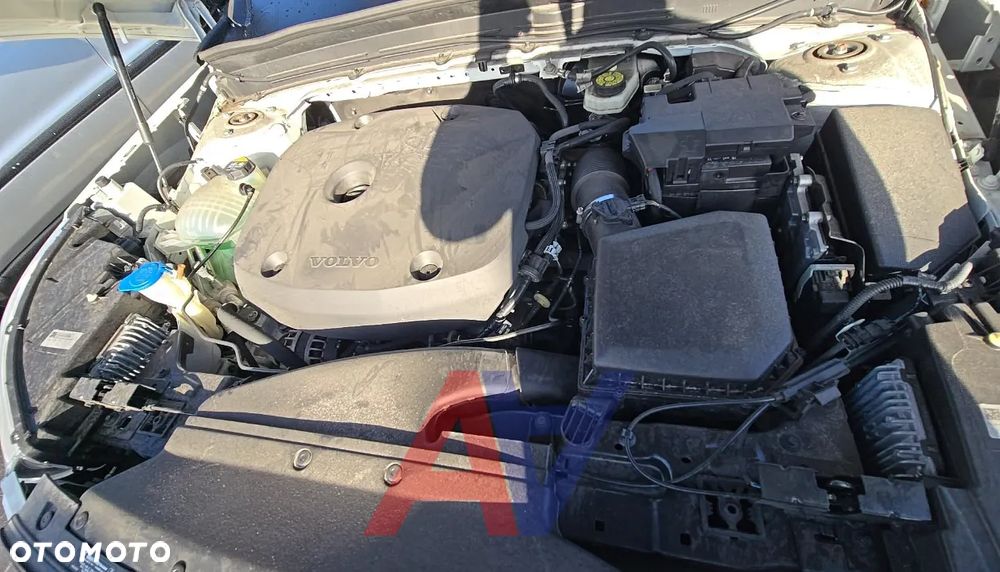 Volvo XC 40 T5 AWD Geartronic R-Design - 19